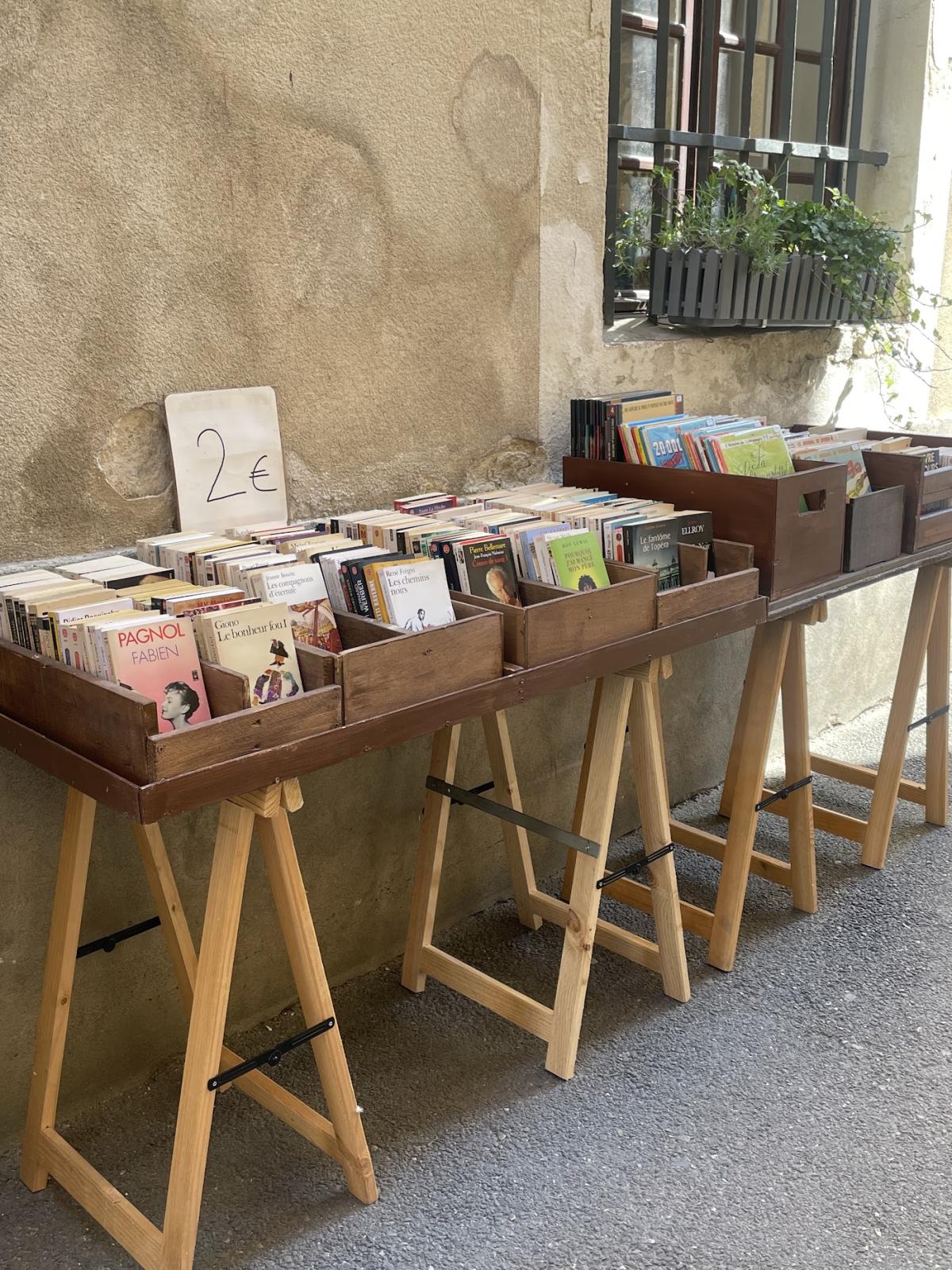 Les Livres de Julien - Librairie à L'Isle-sur-la-Sorgue