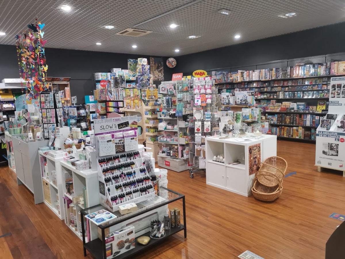 Le Cours Napoléon - Librairie à Noé