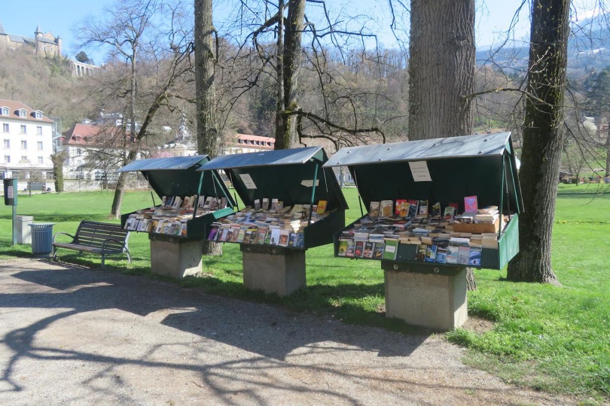 Boite à livres - Librairie à Vaulnaveys-le-Haut