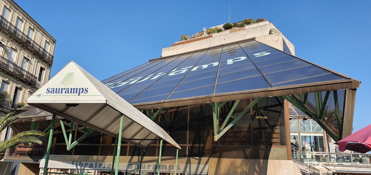 Librairie Sauramps Comédie