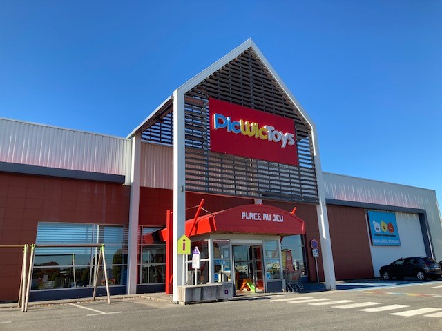 Smyths Toys Beauvais