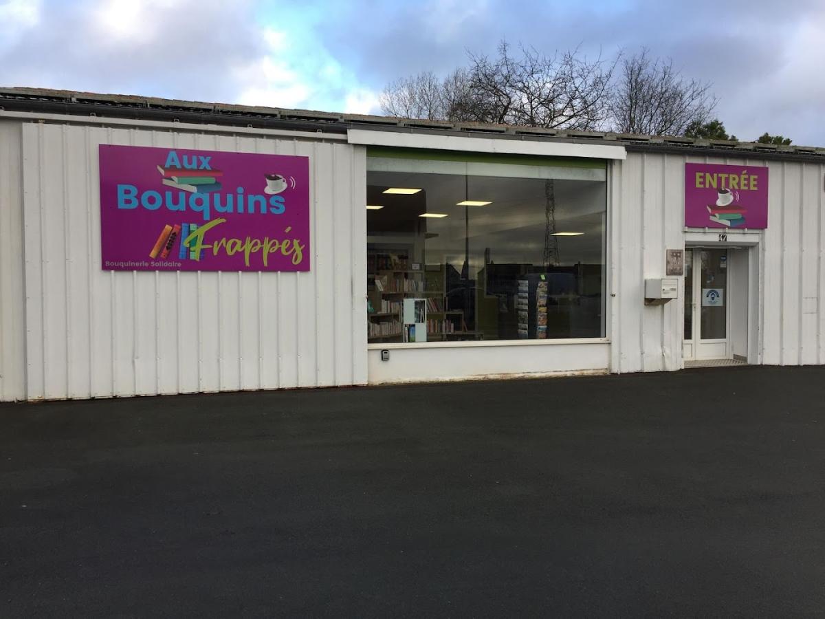 Aux Bouquins Frappés