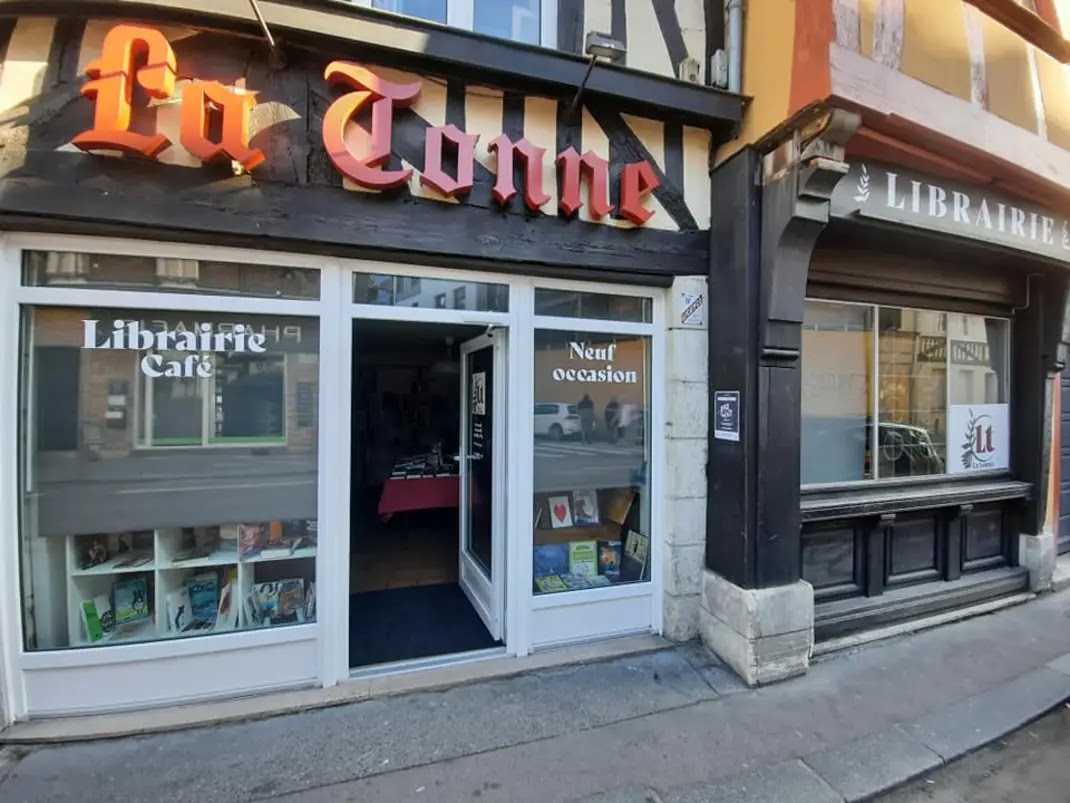 Librairie Café La Tonne