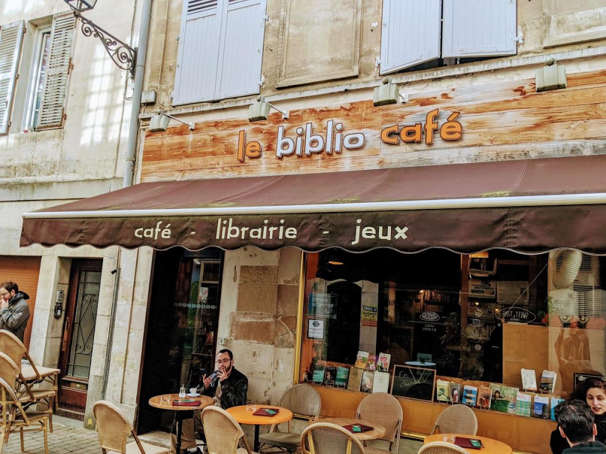 Le Biblio Café