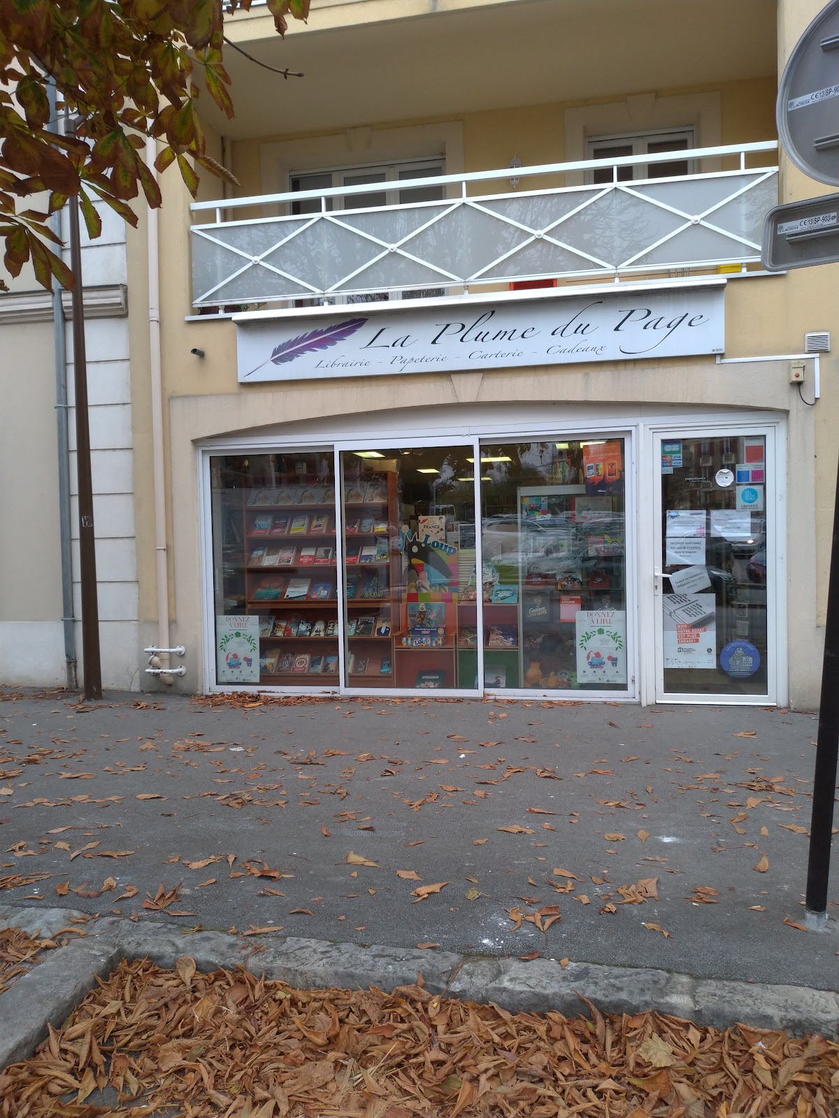 Librairie La Plume Du Page