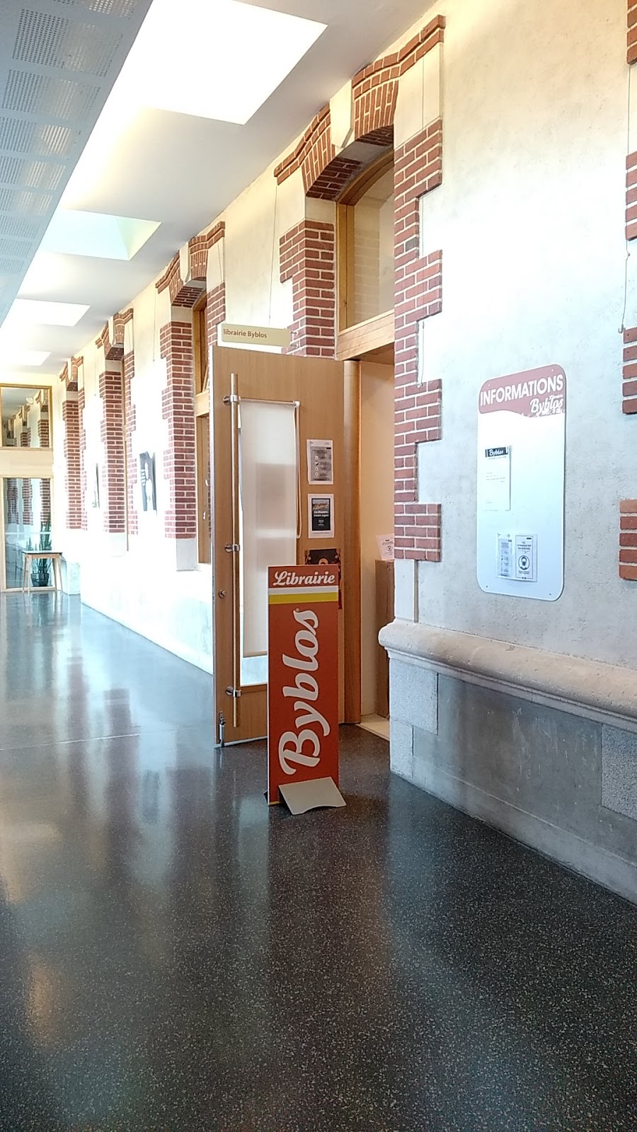 Relais librairie Siloë Saint-Jean