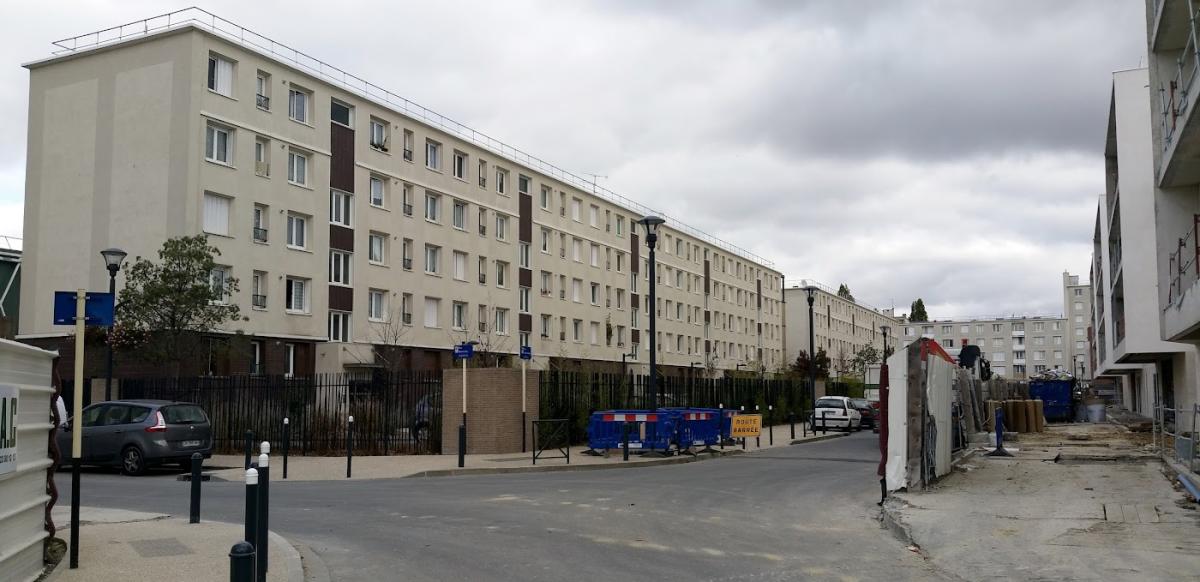 Zeel International Store