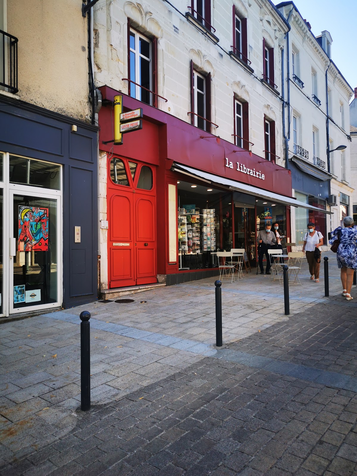 LA LIBRAIRIE - sarl aux classiques