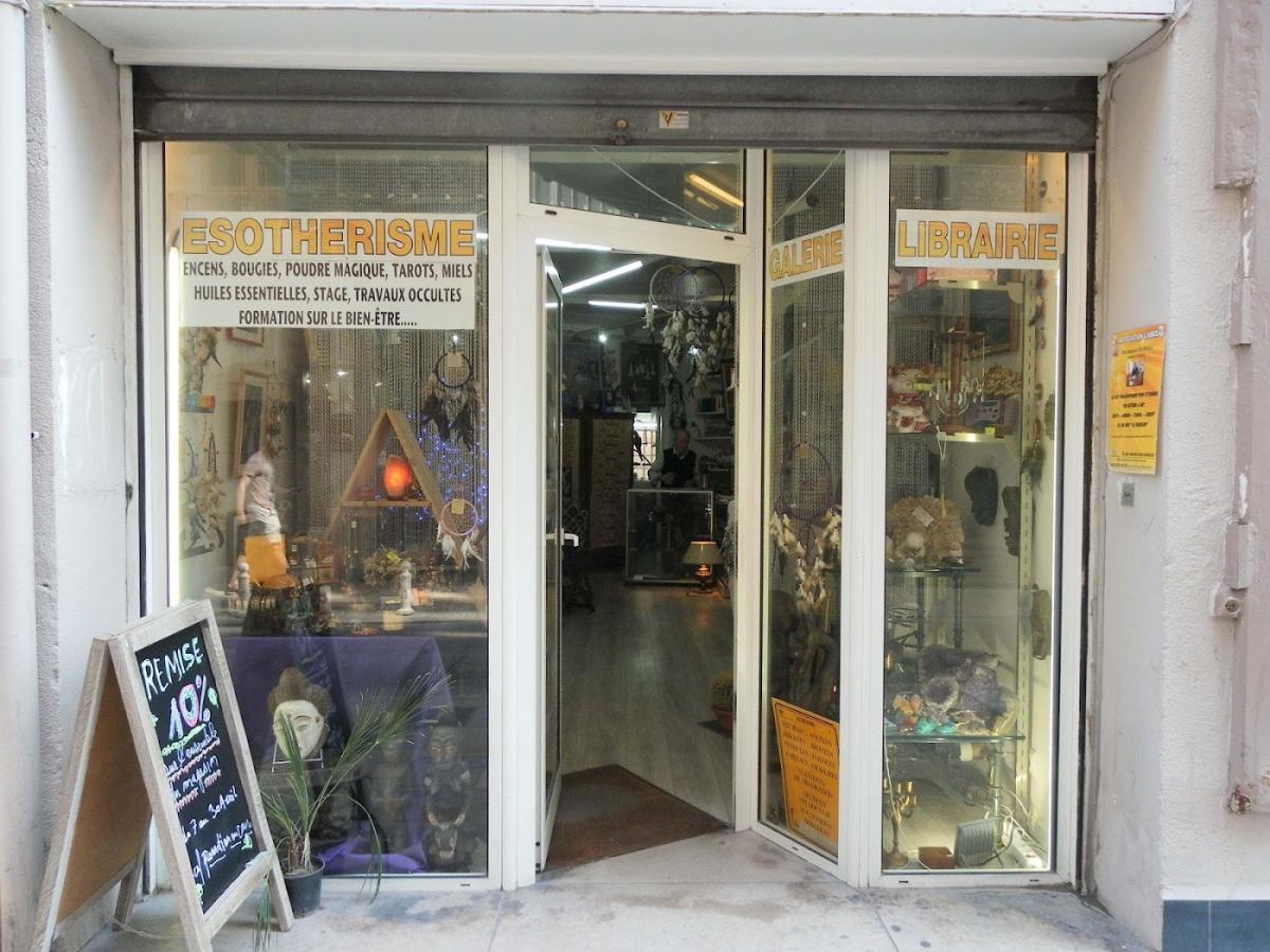 L' Abeille Boutique - Les 5 éléments