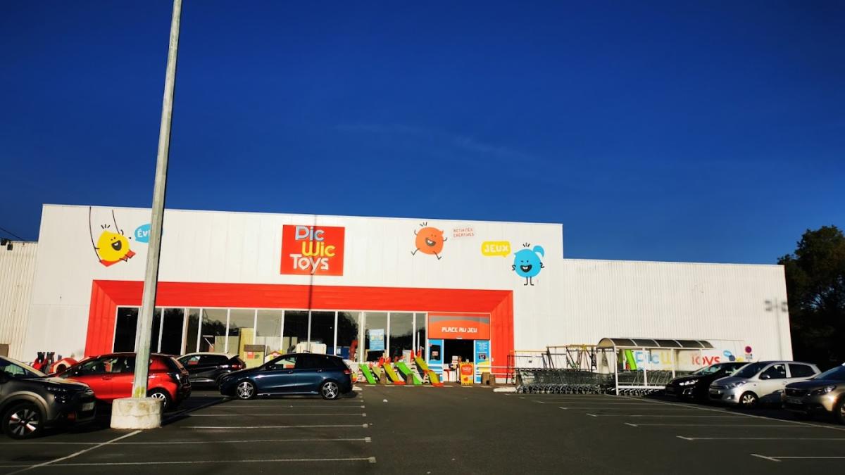 Smyths Toys Nantes