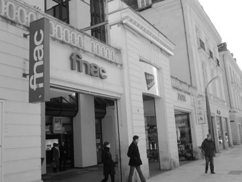FNAC Tours