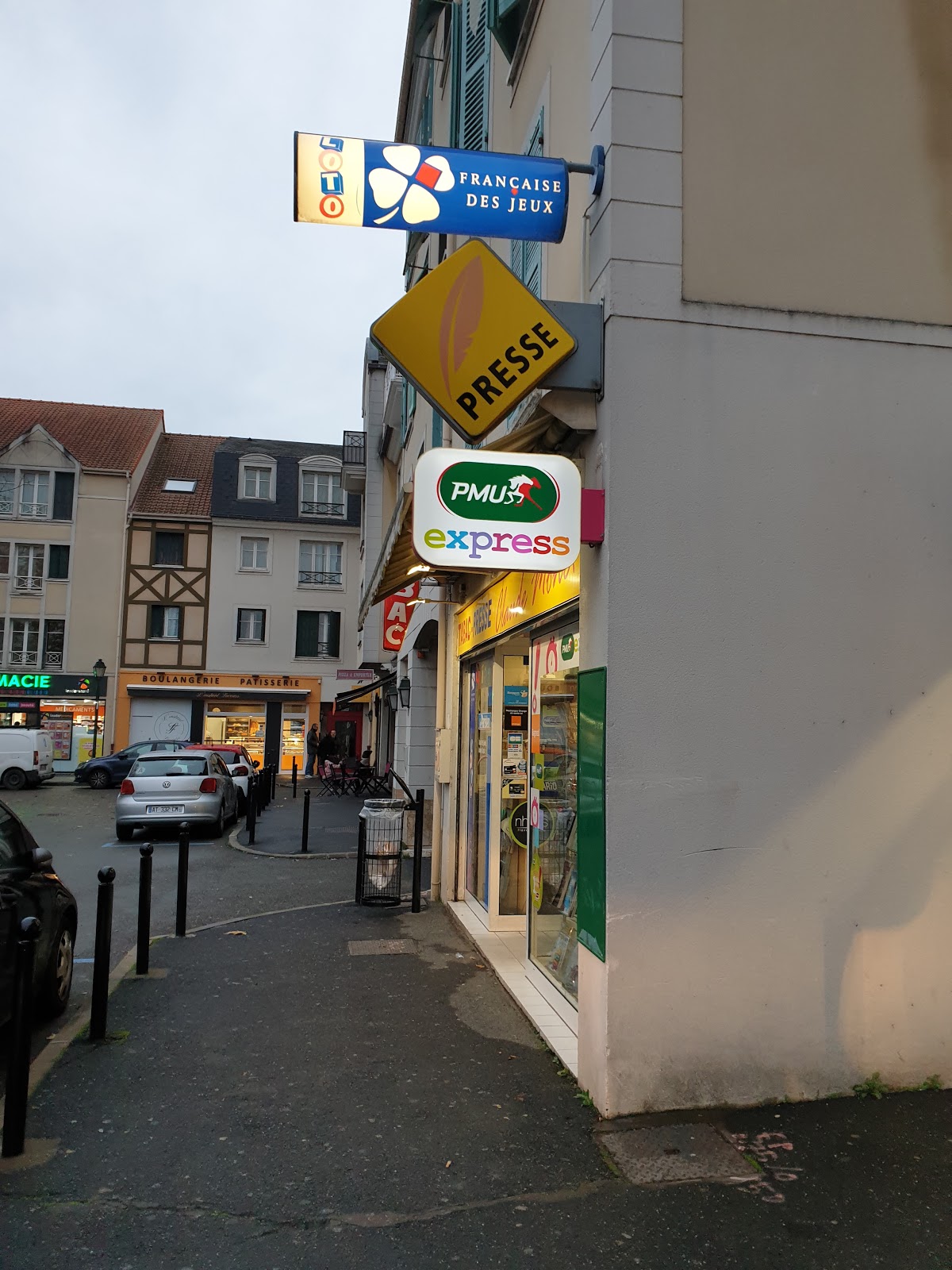 Tabac Presse Claude Monet (Tabac, FDJ, Presse, PMU, UPS)