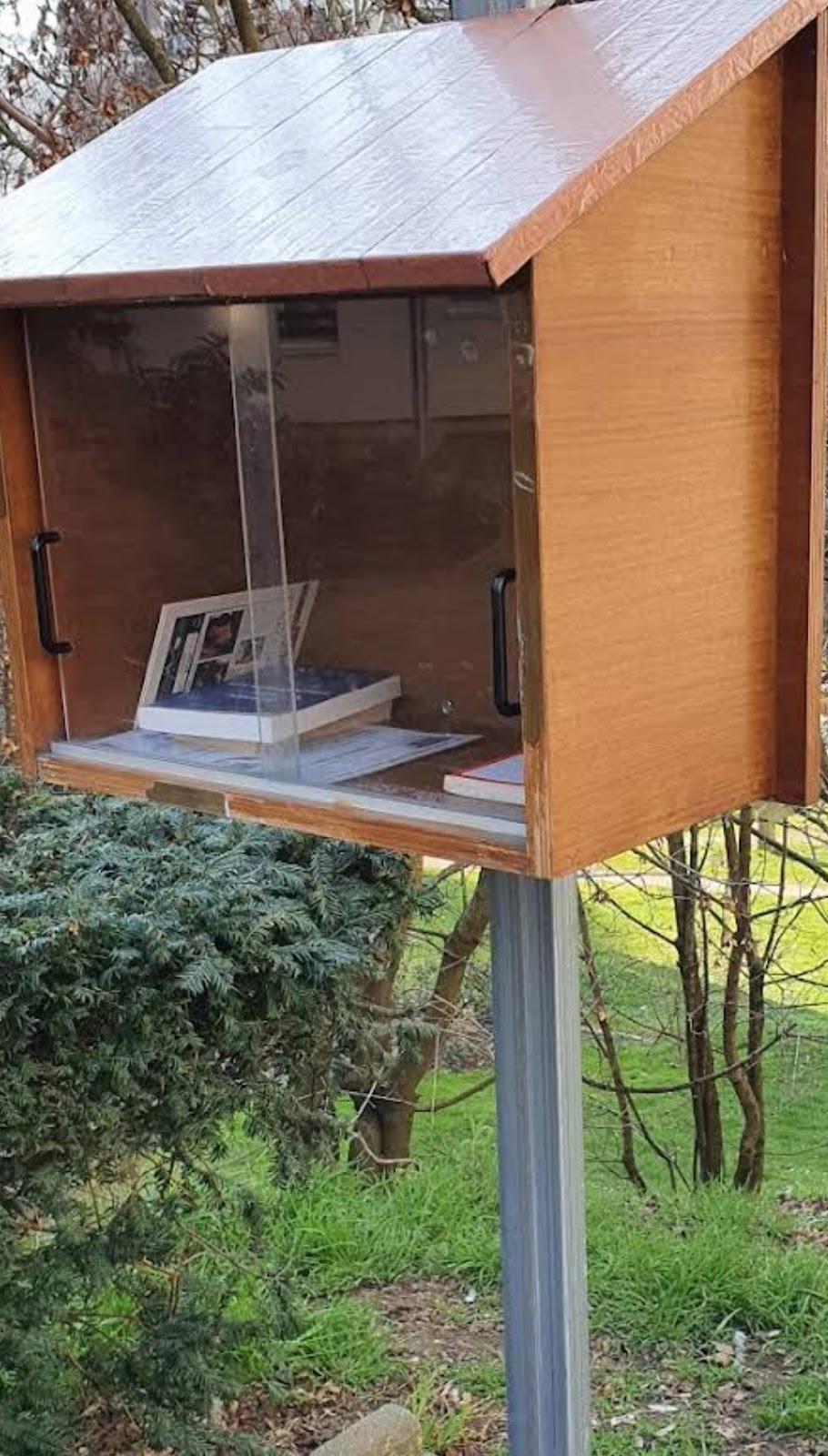 Boîte à livres à Créteil