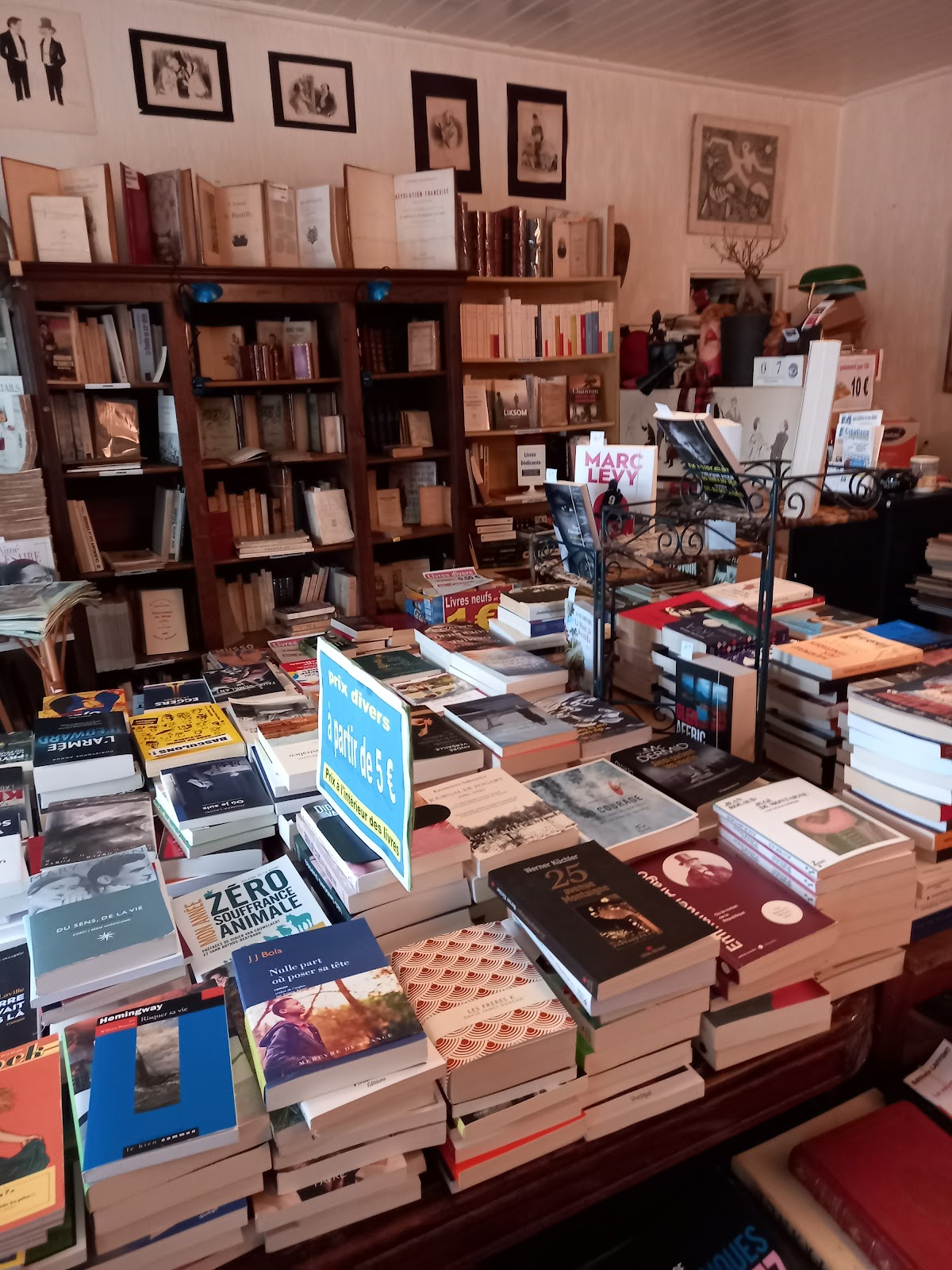 Boutique des lettres et des mots