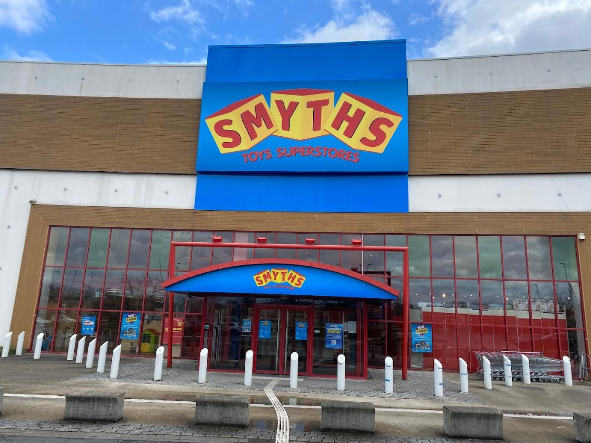 Smyths Toys Lomme