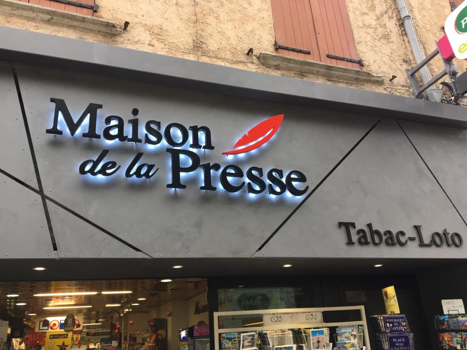 Tabac "Maison de la Presse" Le Roberto