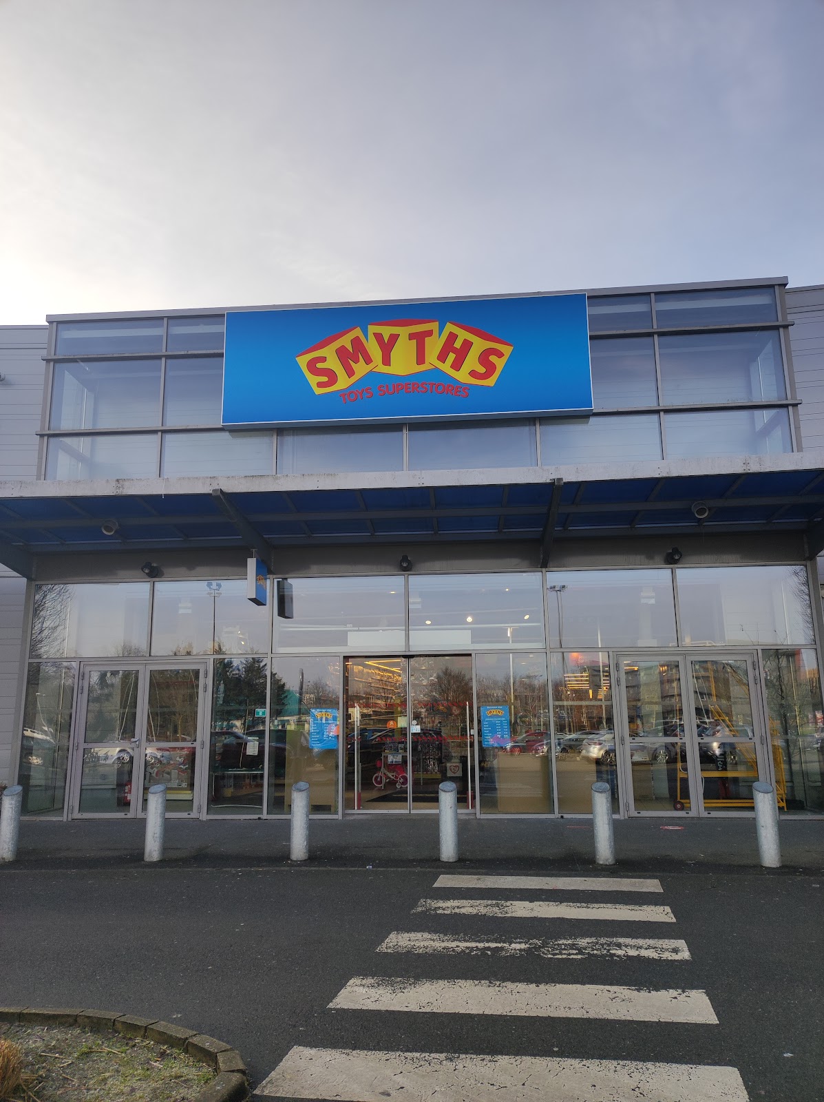 Smyths Toys Arras