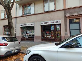 Librairie Au Marché du Livre 0