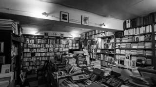 Librairie KONTRAPAS - Bouquiniste 1