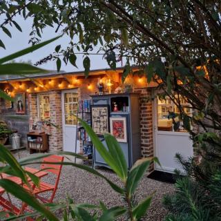 Librairie La boutique de l'Oncle Eugène 0