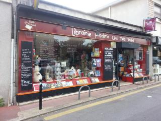 Librairie Aux Mots Tordus 0