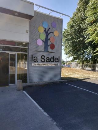 Librairie Librairie-papeterie La Sadel 0
