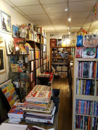 Librairie Le Cahier Bleu 2