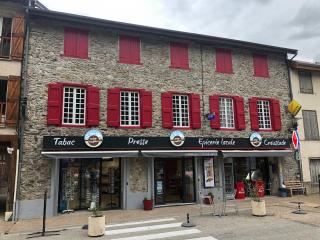 Librairie Ariège Tradition Epicerie Locale à Les Cabannes au pied du plateau de Beille 0