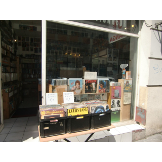 Librairie La Boutique Du Collectionneur - Mangas - BDs - Vinyles - Figurines 2