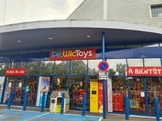 Librairie Smyths Toys Sainte-Geneviève-des-Bois 0