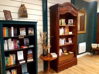 Librairie La librairie de Miss Amends 0