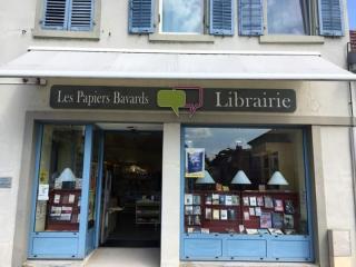 Librairie Les Papiers Bavards 0