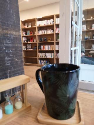 Librairie La Parenthèse - Librairie Café. 0