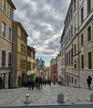 Librairie Librairie-Café Un Petit Noir 0