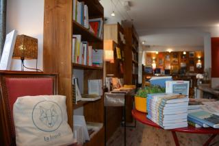 Librairie La Louve Librairie Café Social Club - 40500 0