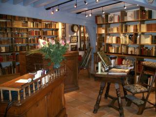 Librairie Achat Vente Livres anciens et modernes à Rouen en Normandie 0