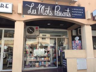 Librairie LIBRAIRIE LES MOTS PASSANTS BANDOL 0
