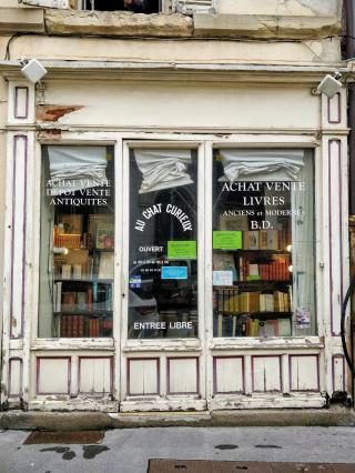Librairie Au Chat Curieux 0