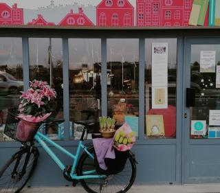 Librairie LIBRAIRIE Petites Histoires Entre Amis 0