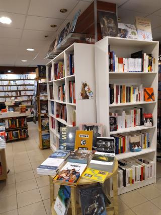 Librairie Les Passeurs de Mots 1