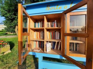 Librairie Boîte à livres - Place de la Jumenterie 0