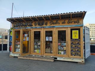 Librairie Dealer de Livres 0