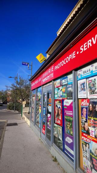 Librairie Presse Librairie L'ENCROISETTE 0