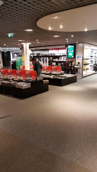 Librairie FNAC Chartres 0