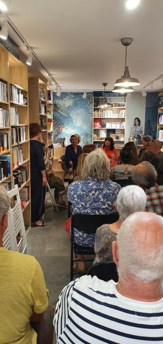 Librairie Librairie La Pluie d'été 0