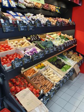 Librairie coccinelle express Touques 0