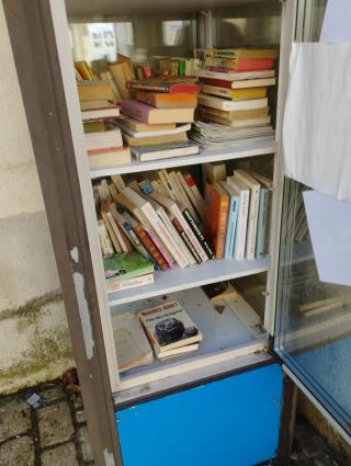 Librairie Boîte à livres 0