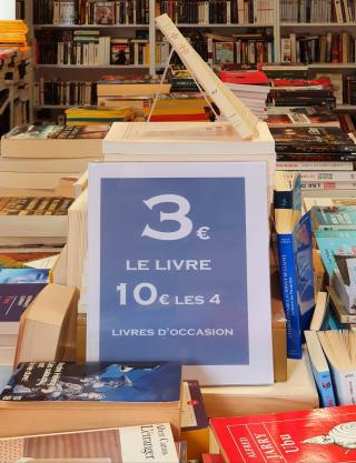 Librairie Le Bibliovore | Poitiers 0