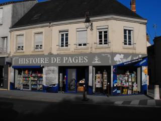 Librairie Histoire de Pages - Maison de la Presse de Contres 0