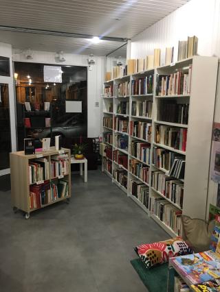 Librairie Des Livres Et Vous Bouquinerie Associative 0